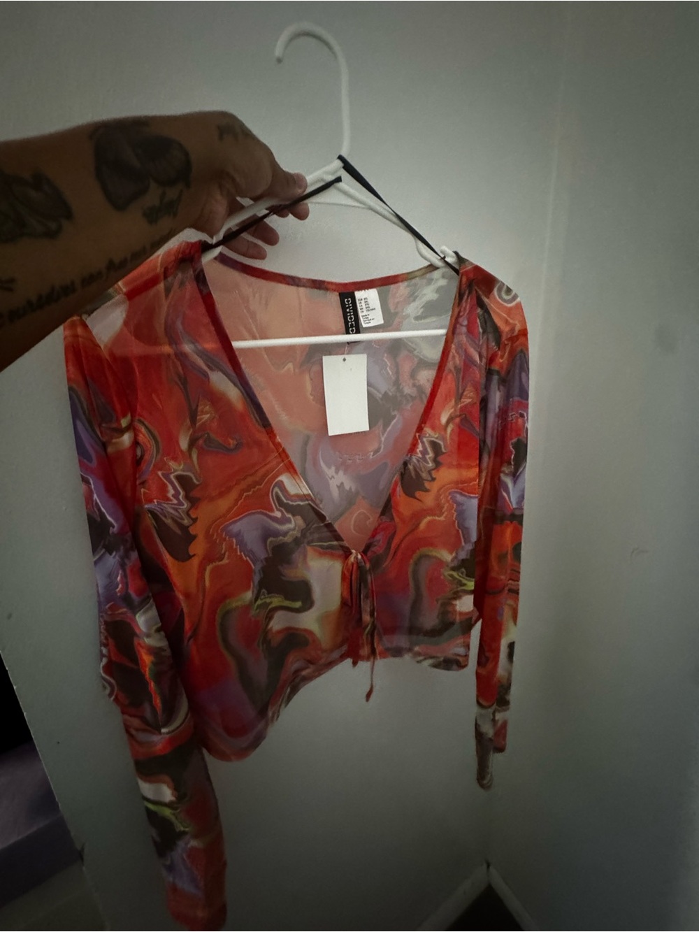 H&M Red Multi Sheer Tie-Front Crop Top